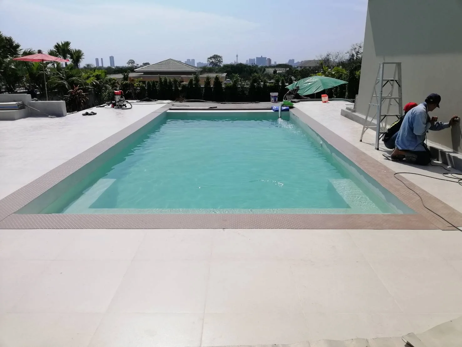 Pool finish in a completed pool — view 33