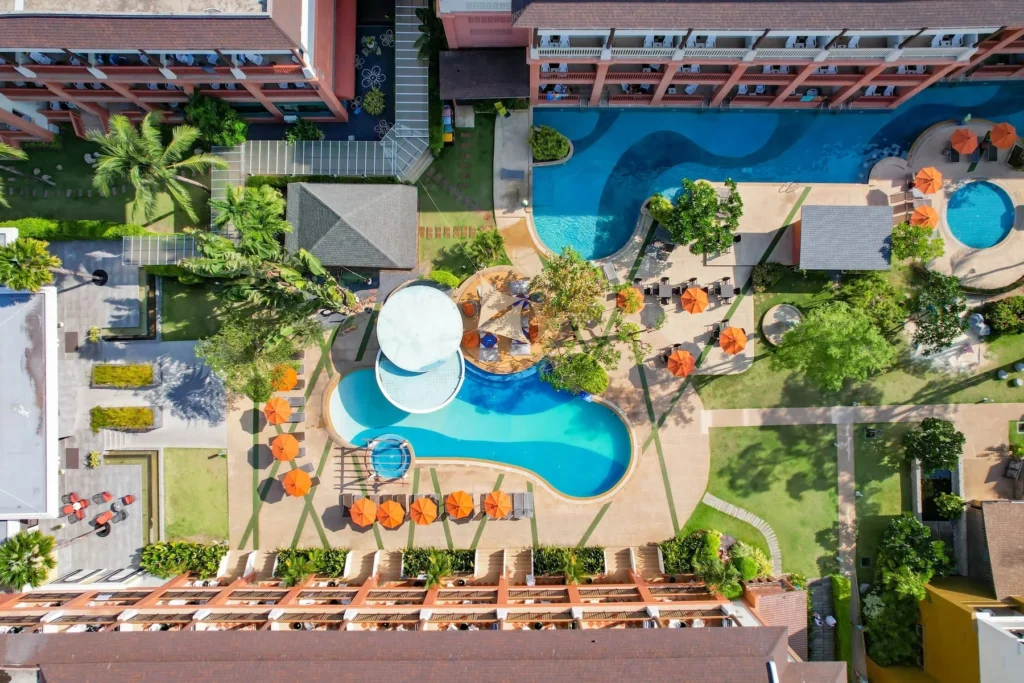 Kata Sea Breeze Resort — pool bar and water-level views — view 3