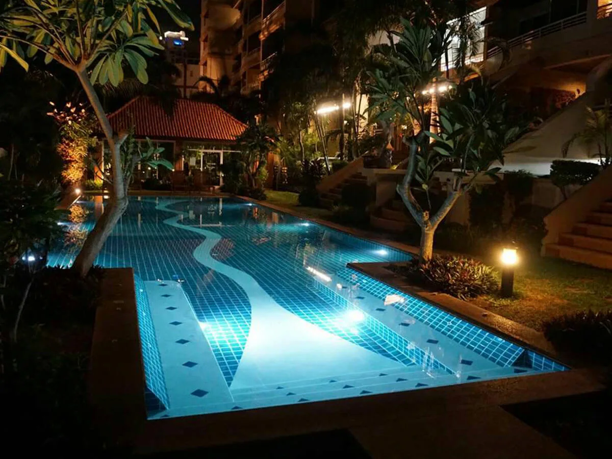 Pool finish in a completed pool — view 18