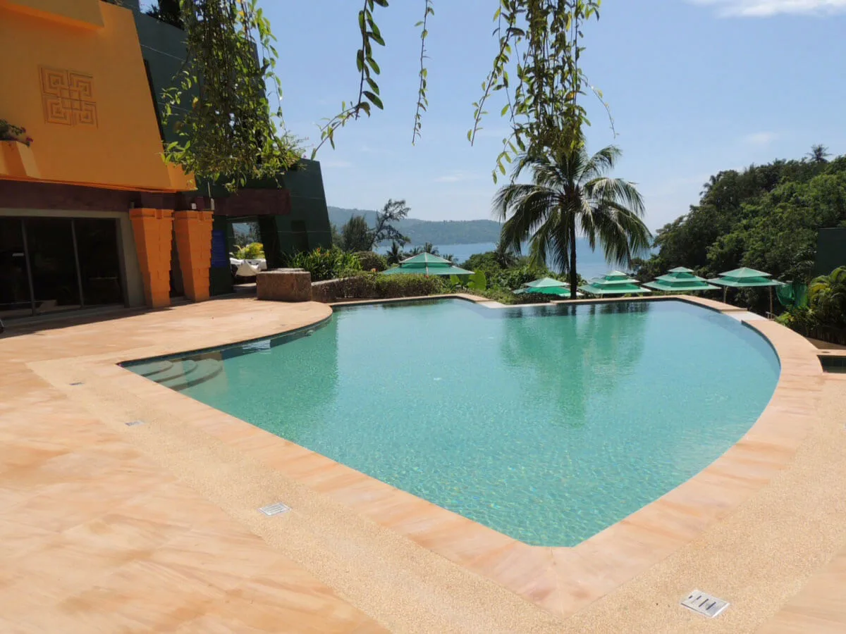 Pool finish in a completed pool — view 28