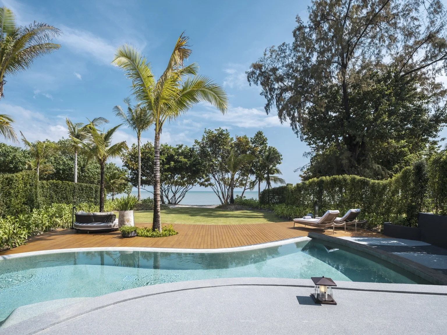 PebbleCrete finish in a garden pool