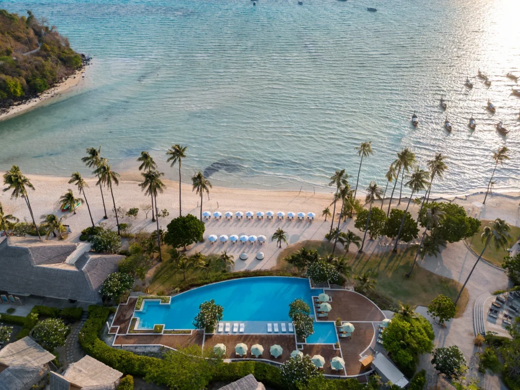 SAii Phi Phi — pool and material details — view 2