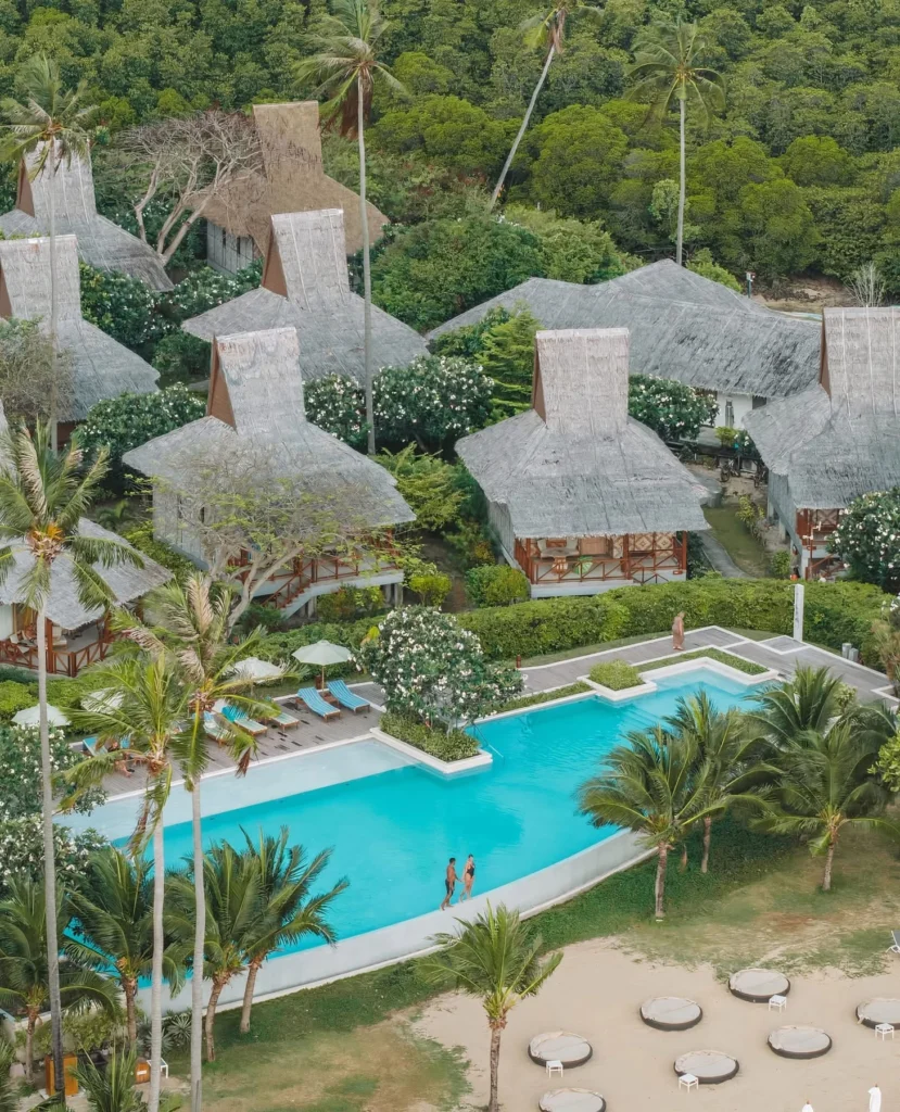 SAii Phi Phi — pool and material details — view 3