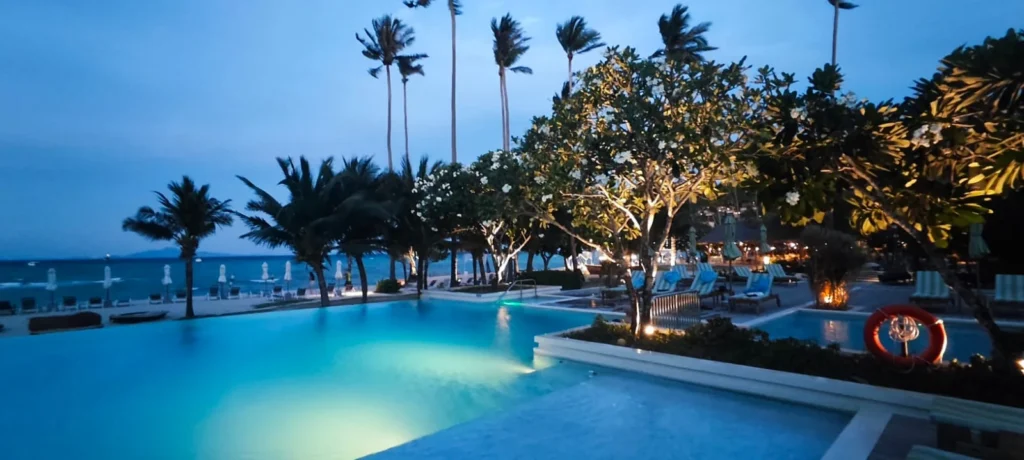 SAii Phi Phi — pool and material details — view 5